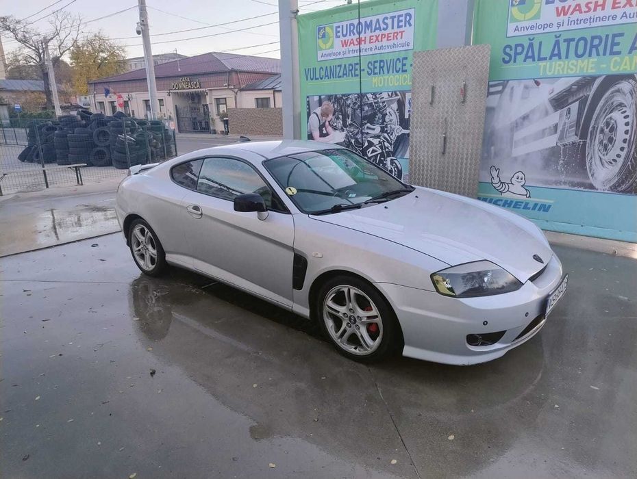 Vând sau schimb Hyundai Coupe 2005 facelift