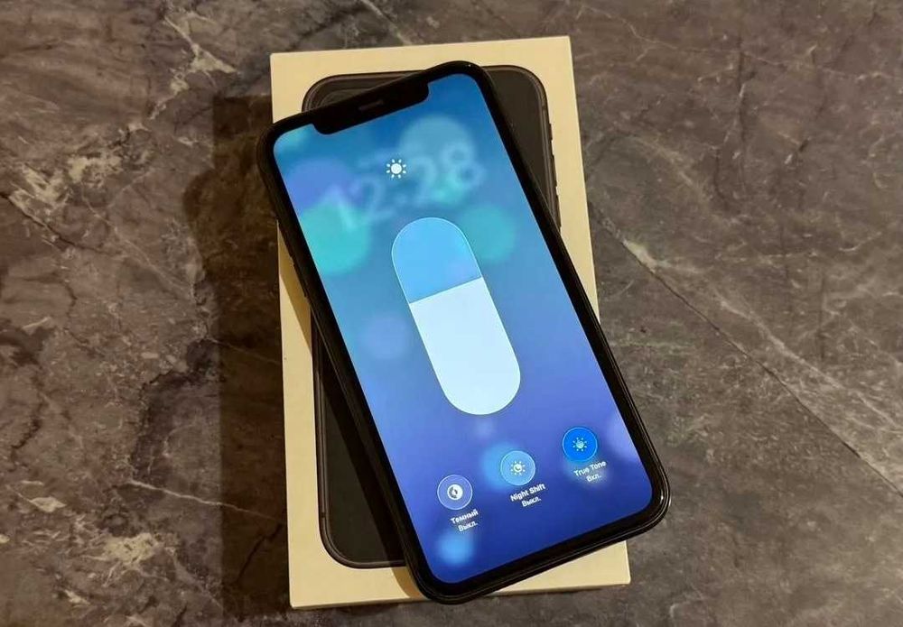 IPhone 11 (93 Акб родной)