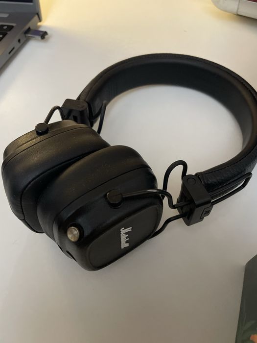 Marshall наушники