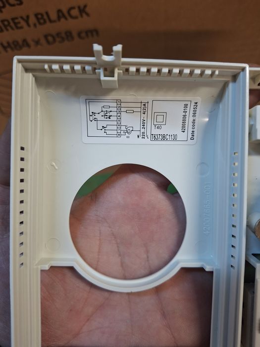 Termostat de camera Honeywell Nou