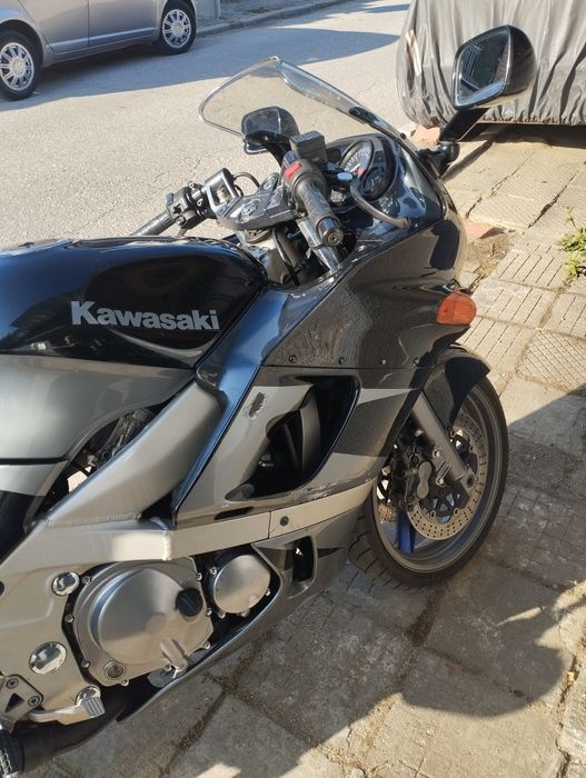 Продавам мотор Кавазаки 600 кубика много запазен