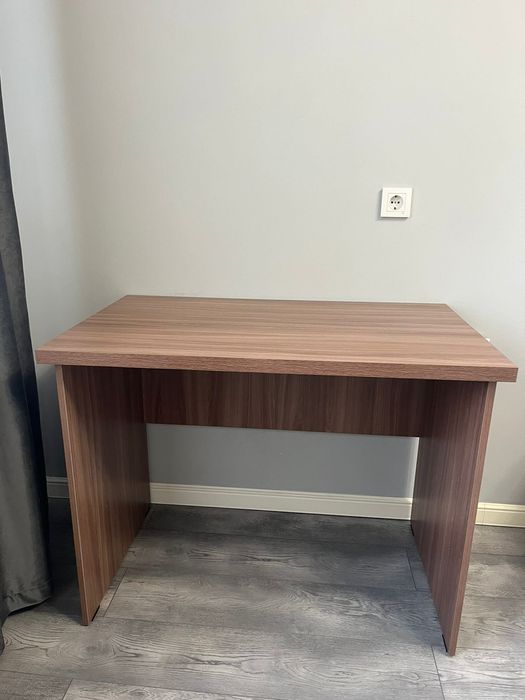 Продам новый стол