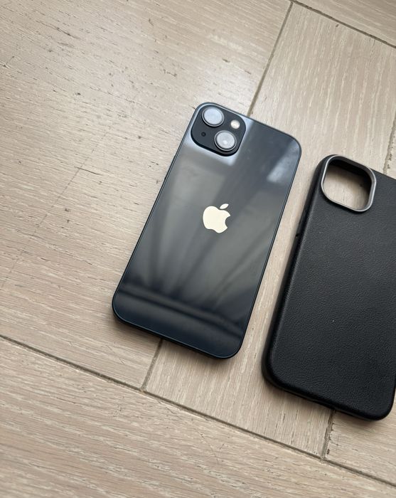 Vand iPhone 13 128gb 96% BATERIE ORIGINALA