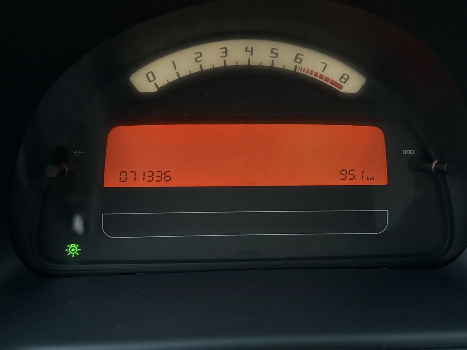 Citroen C3 71.000km , factura fiscala, AC, oglinzi electrice, ca noua