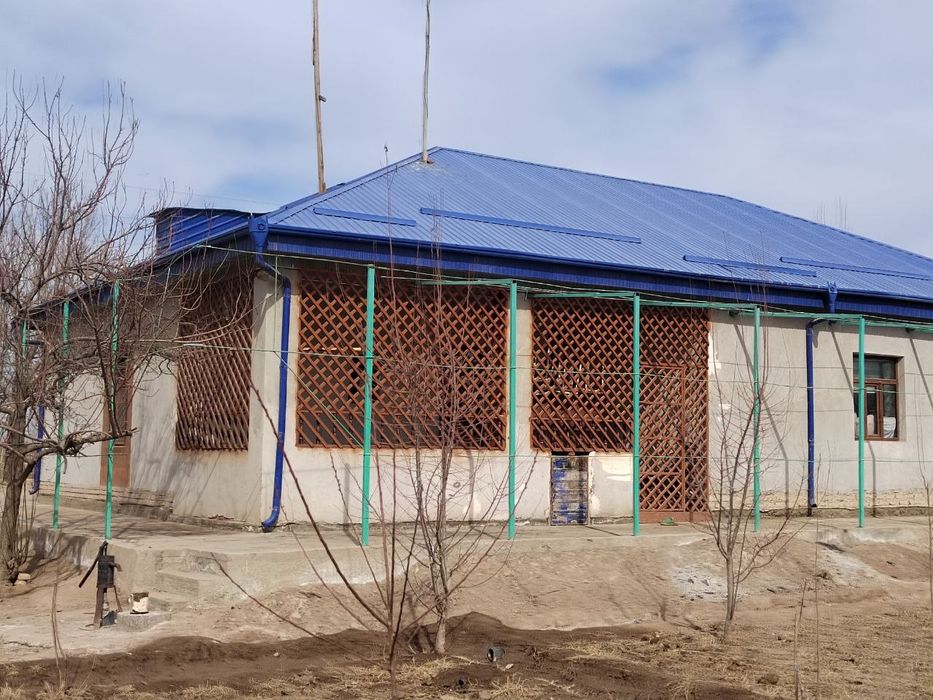 Uy sotiladi remondan chiqgan