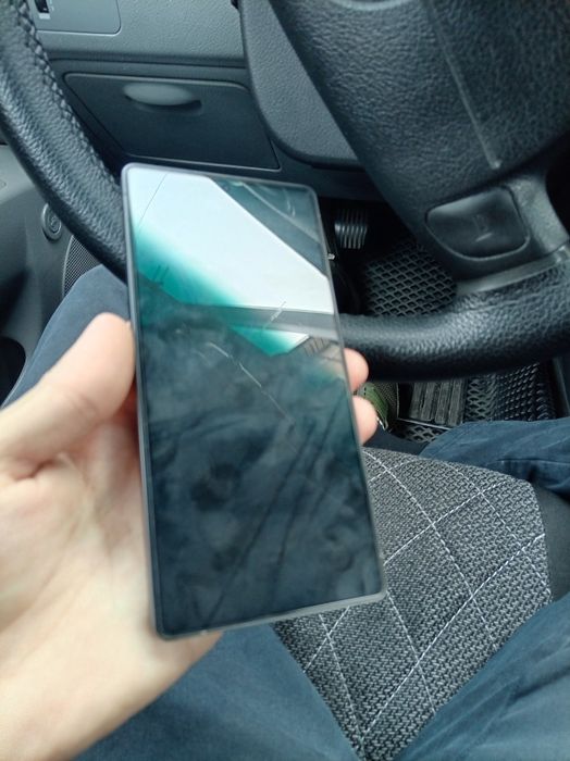 Samsung  S25 Ultra 12/256 кора