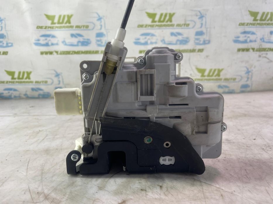 Broasca dreapta fata Audi A4 B8/8K [2007 - 2011] 2.0 tdi CAGA