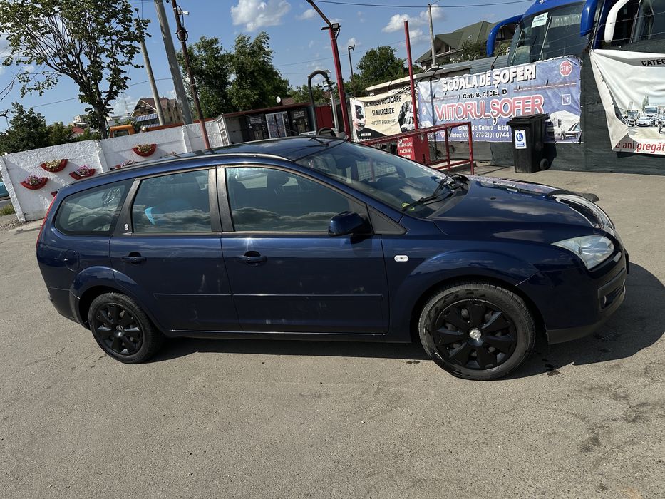 FORD Focus 2006 — imagine 5