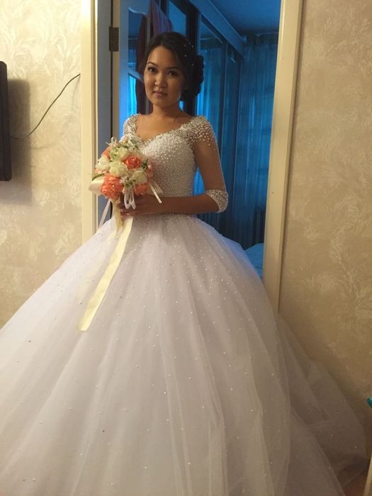 Свадебное платье