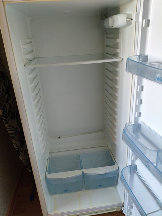 Продам холодильник