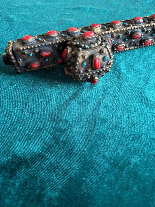 Дивит, Мастилница