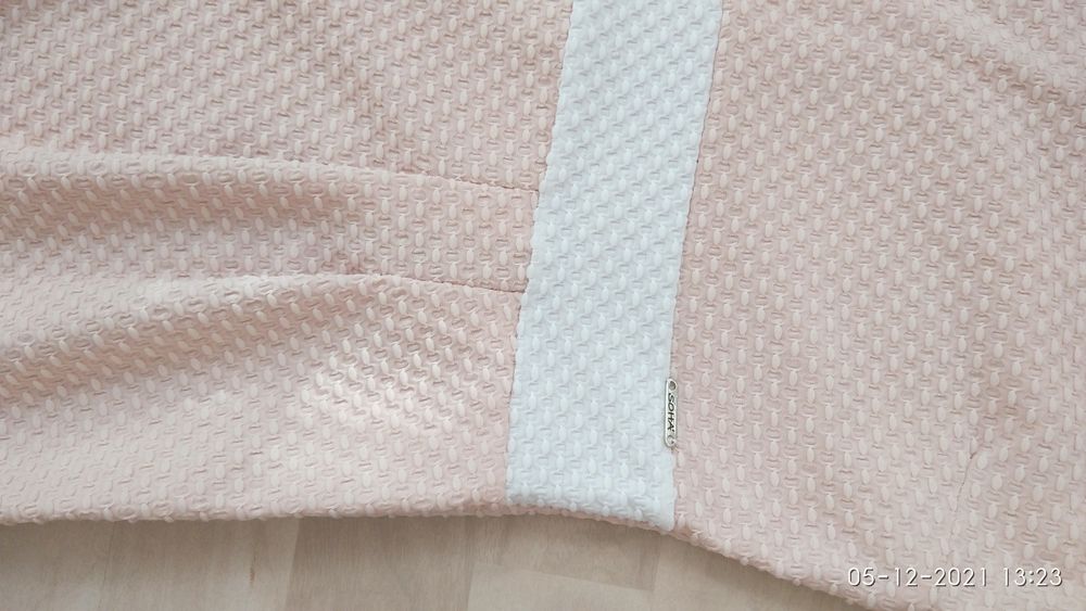 нова къса рокля без ръкав