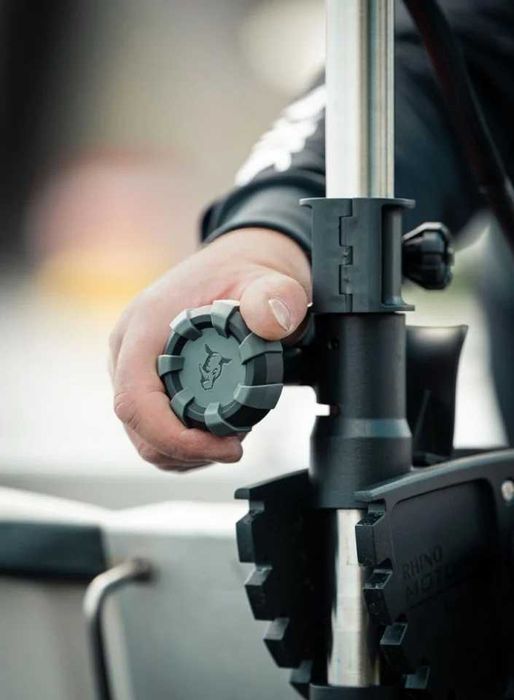 Motor Electric Barca RHINO BLX 110 V2 Outboard 24V 110LBS - Oferta!