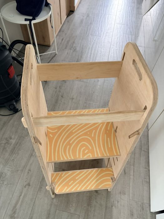 Детска монтесори кула