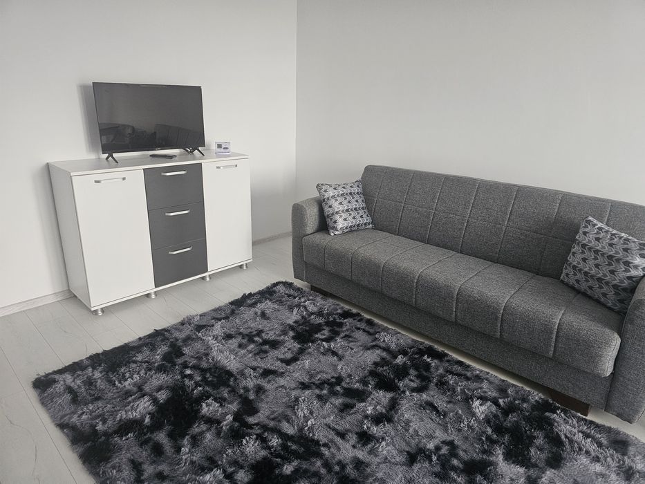 Închiriez Apartament Complex Nou de Lux în Otopeni