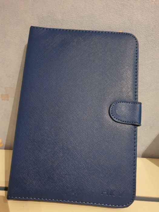 Калъф за таблет с клавиатура