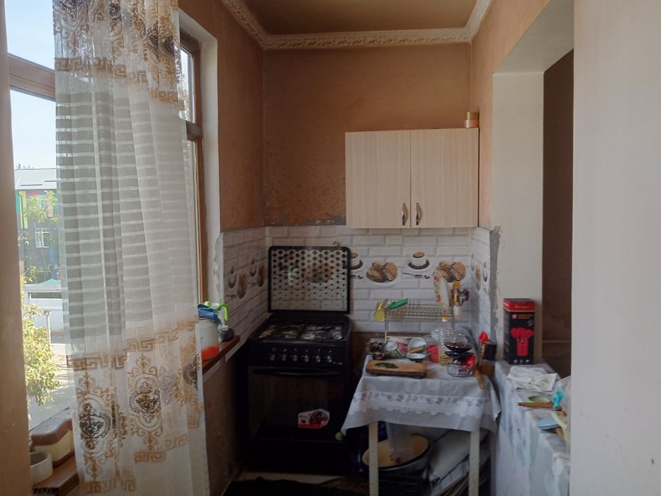 Продается квартира двух комнатная.