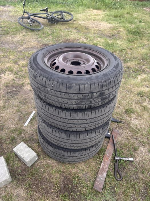 195/65 15 Nexen