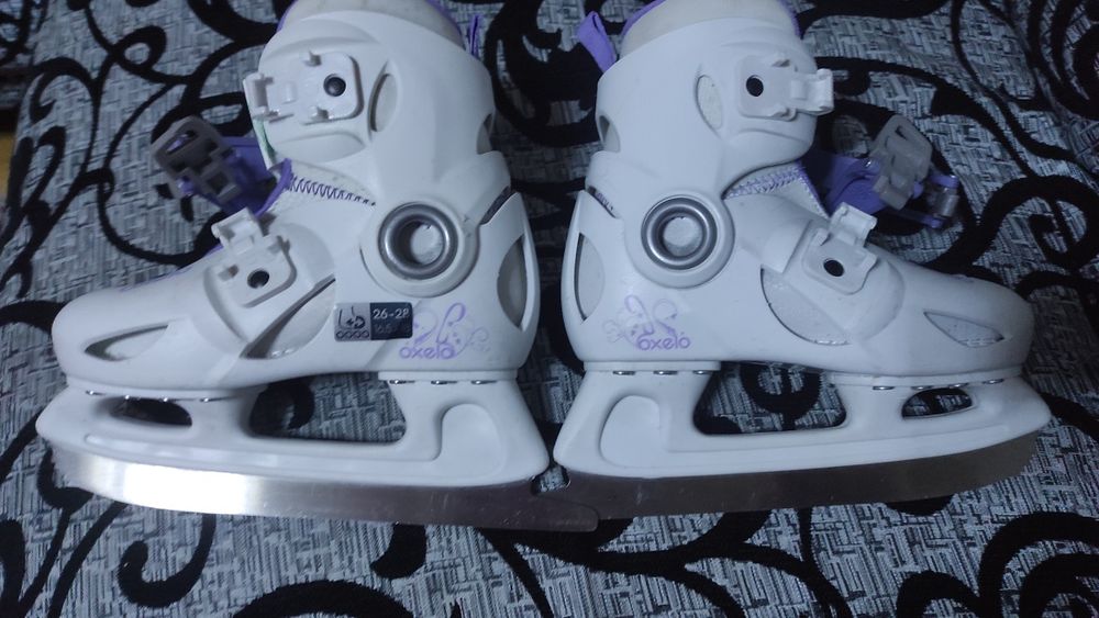 Patine Oxelo mărimea 26-28
