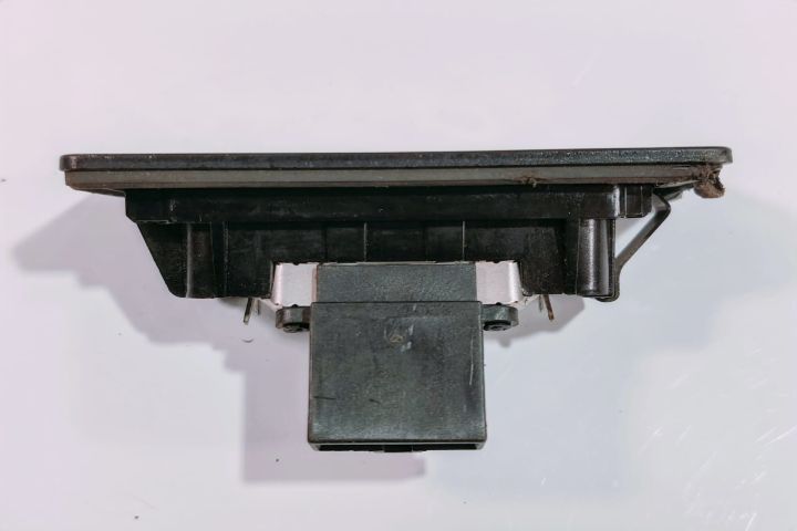 Lampa numar haion 8T0943021 Volkswagen VW Passat B6 seria