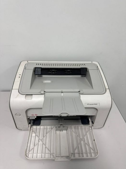 Продам принтер hp 1005