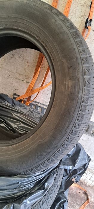 Гуми автомобилни