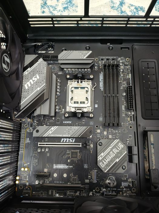 Материнская плата MSI B650 GAMING PLUS WIFI (AM5)