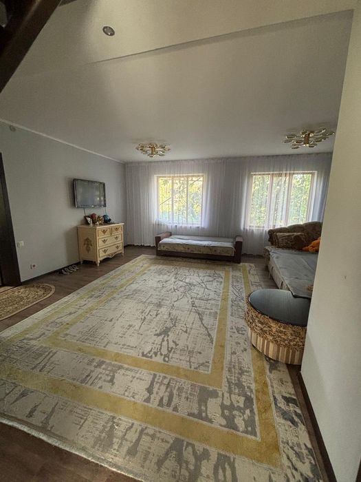 Продается дом 6 комнат