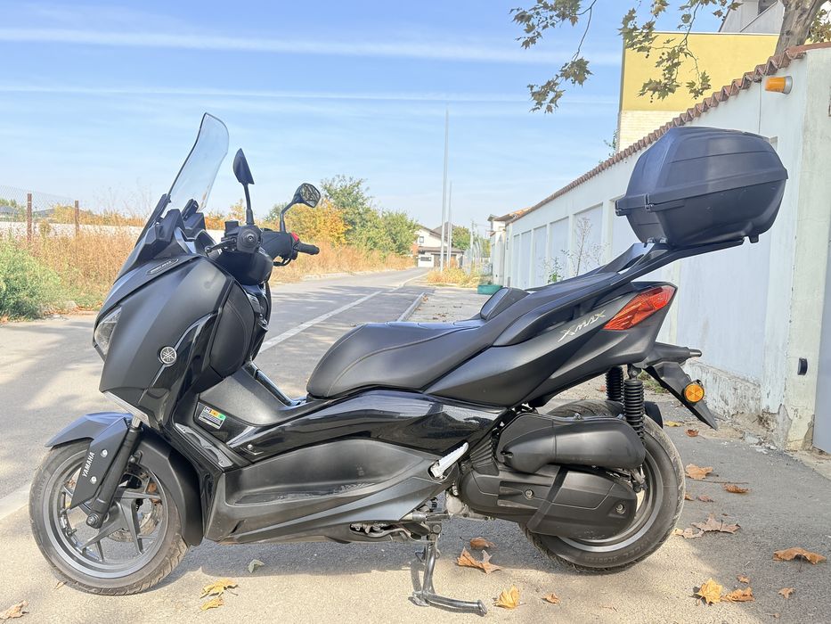 Yamaha xmax , yamaha 125, scuter 125cc, scuter conduci cu B