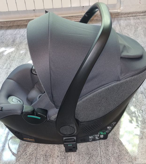 Scoică auto Chicco Kory i-Size, stare foarte bună, 0–13 kg gri