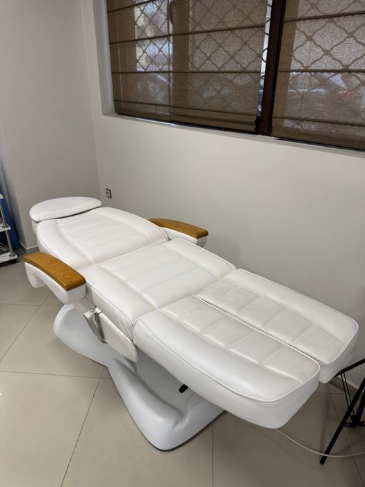 Електрически козметичен/педикюрен стол