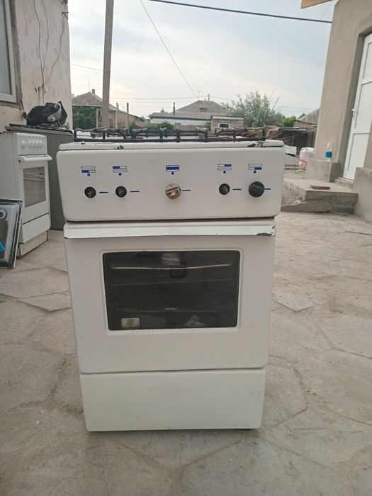 Продам газовую плиту Бош.