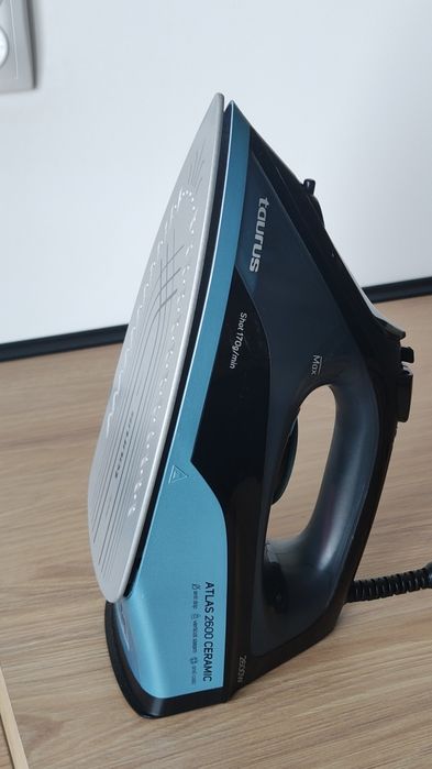 Ютия Taurus ATLAS 2800 STI2803 2800.0 W, 430.0 ml