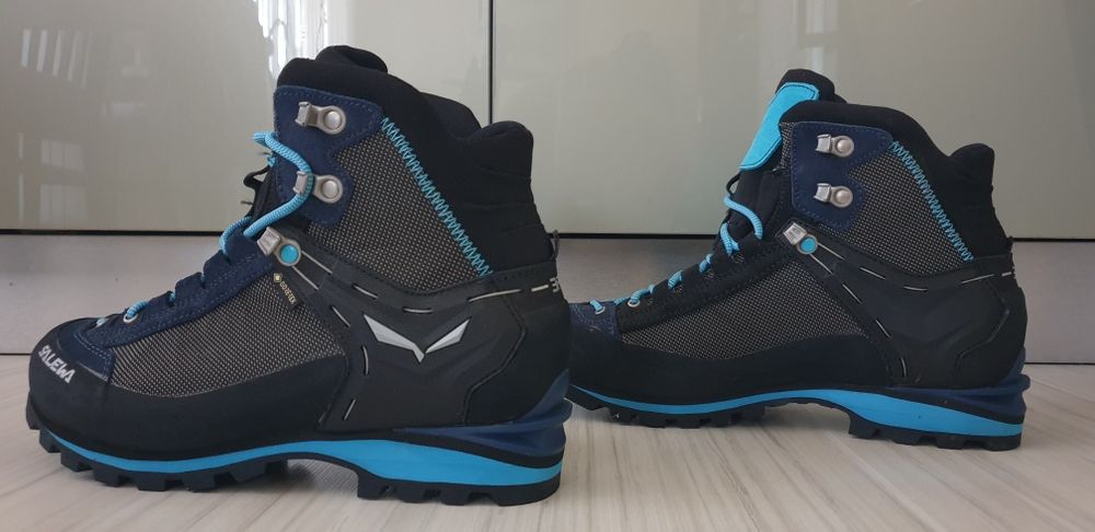 Salewa  CROW Gore - Tex Vibram  38.5/24.5см НОВО! ОРИГИНАЛ!  Дамски об
