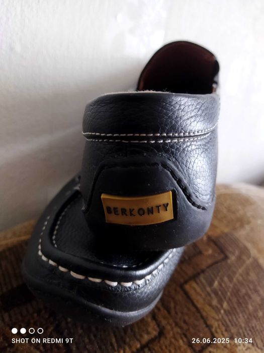 Обувь женская без каблука