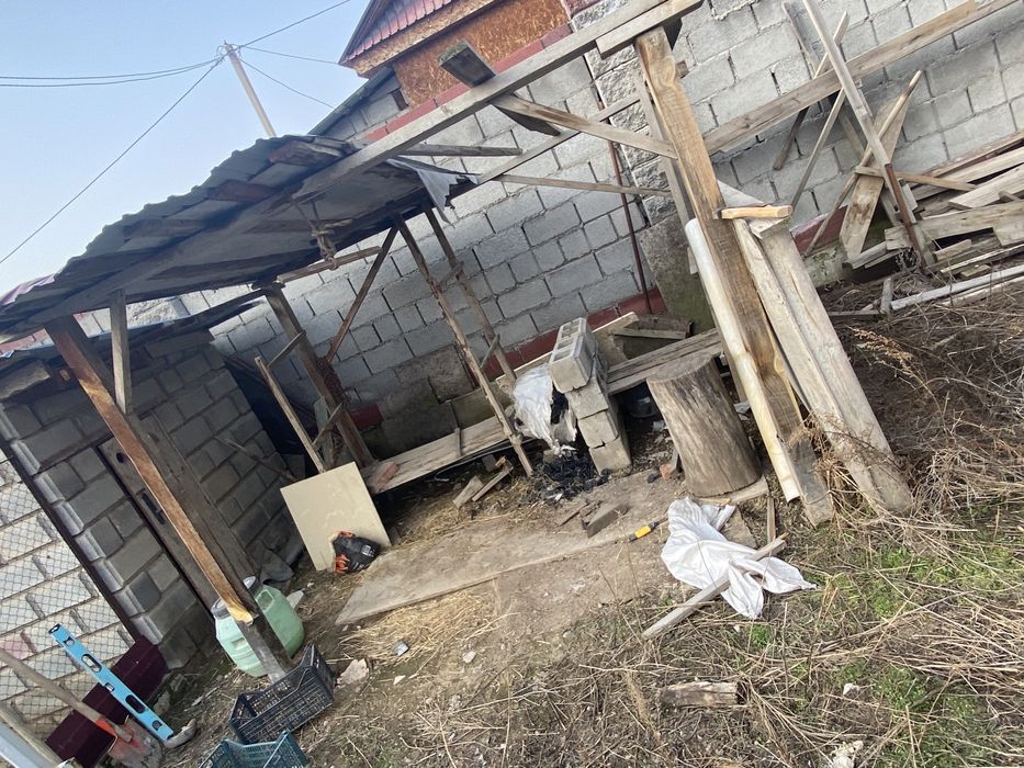 Отдам даром железо дерево