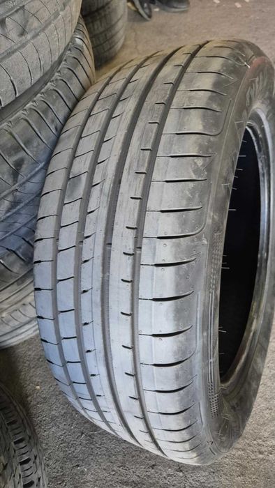Летни гуми Good Year 235/55R18