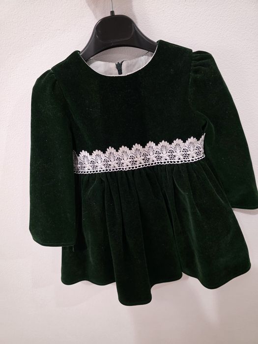 Haine de iarna +încălțăminte 
Cizmele roz îmblănite 25 cm-20 ron
Cizme