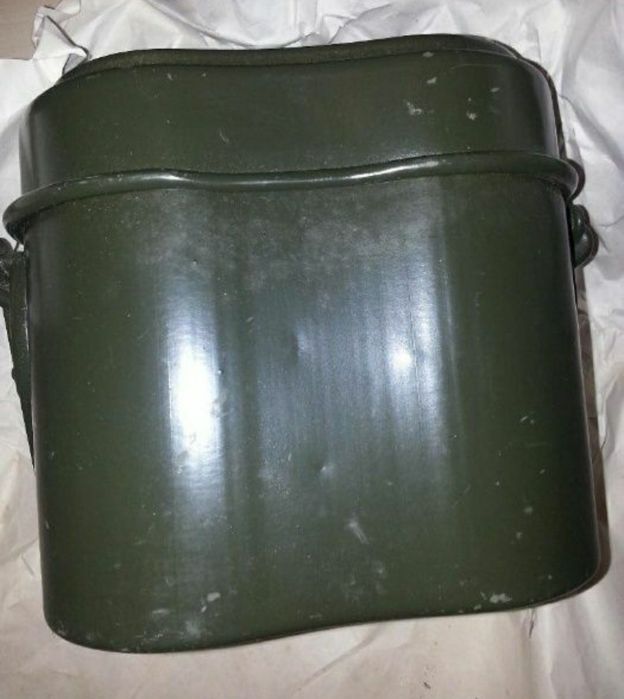 Gamela militara romanesca (stoc de razboi) noua nefolosita
produs orig