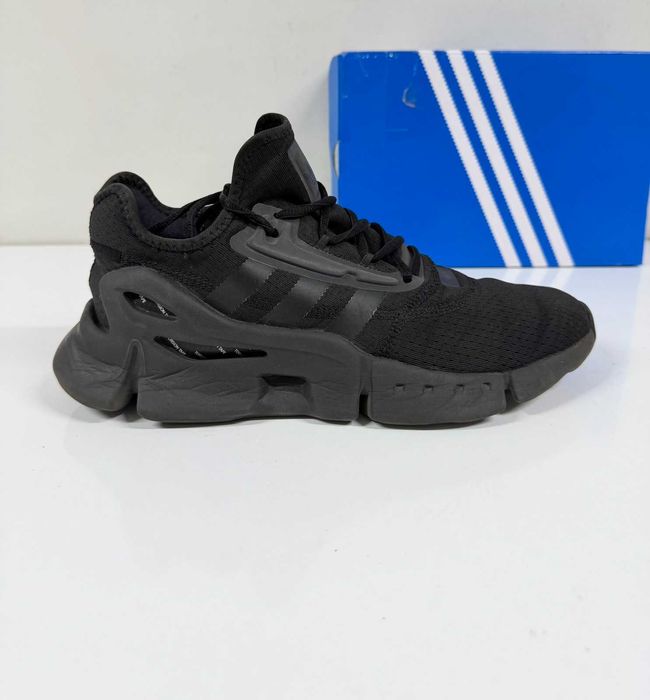 Аdidas adiFOM Flux