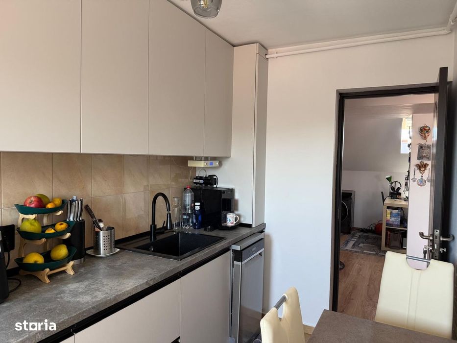 Apartament 3 camere 2 bai metrou Dimitrie Leonida