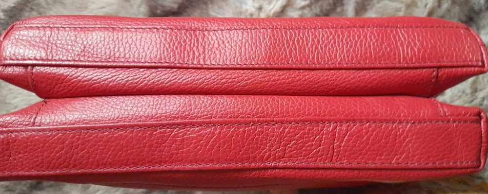 Елегантна дамска чанта от естествена кожа -Made in Italy