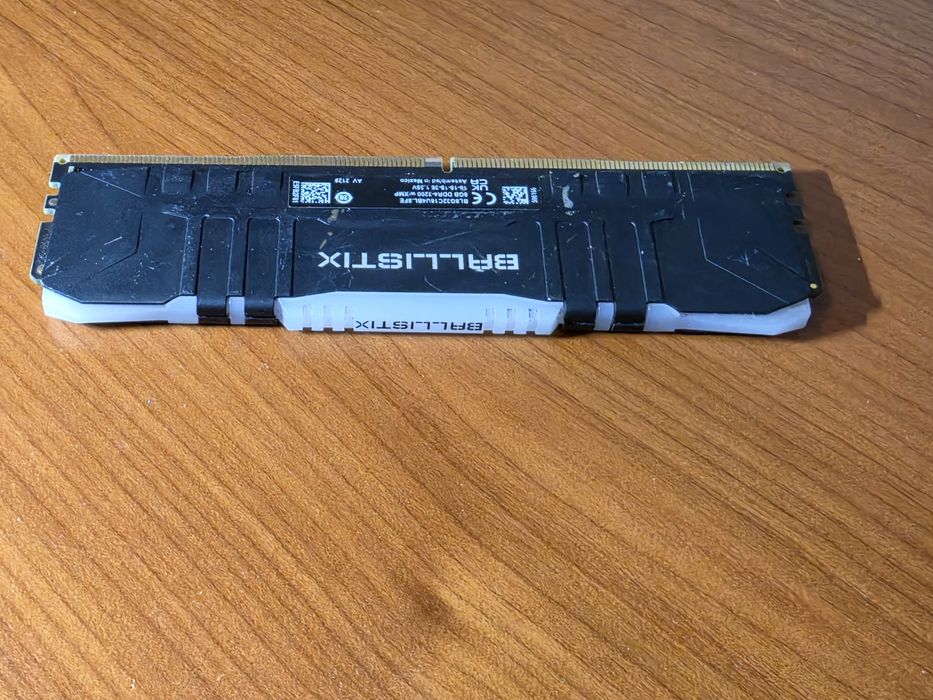 Ram  ddr4 2400Mhz/ 3200 Mhz RGB