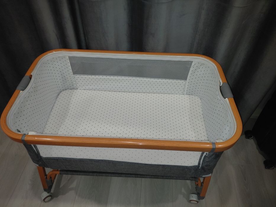 Продам детскую манеж кровать