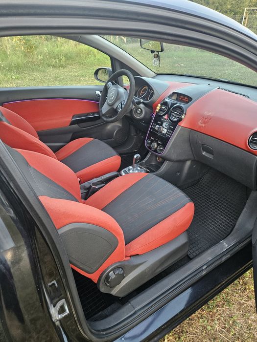 Opel Corsa Automat 1.2 benzina