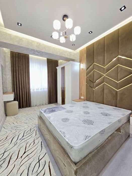 3х комнатная квартира, на 5 этаже. Фирдавсий.