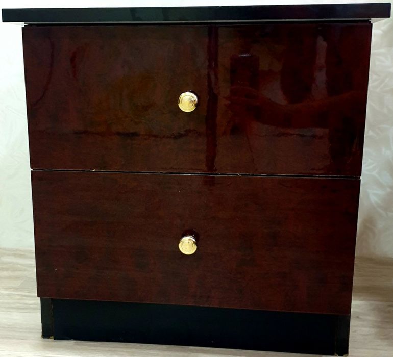 Продам гарнитур.