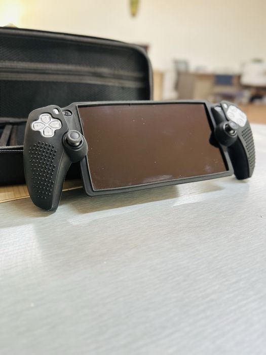 PlayStation Portal Remote Player в отличном состоянии