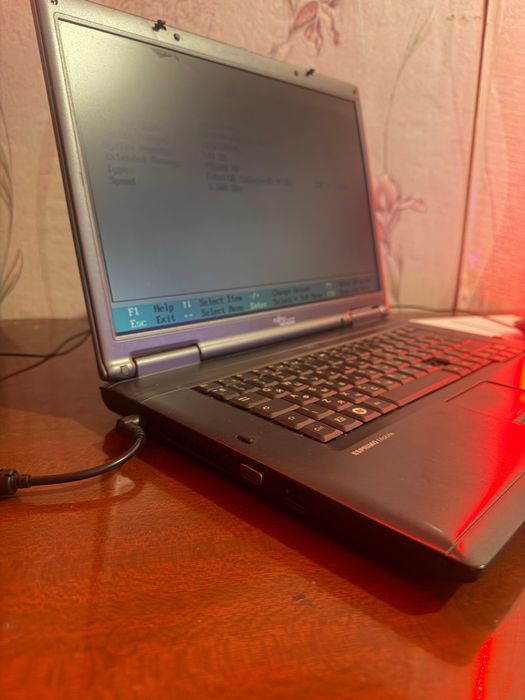 Ноутбук FUJITSU Siemens