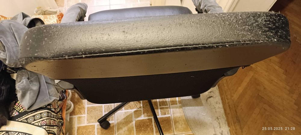 Birou Ikea alb mic plus scaun